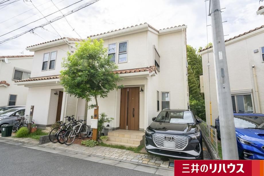Spacious 3LDK Home in Hon-Kugenuma - Photo 1