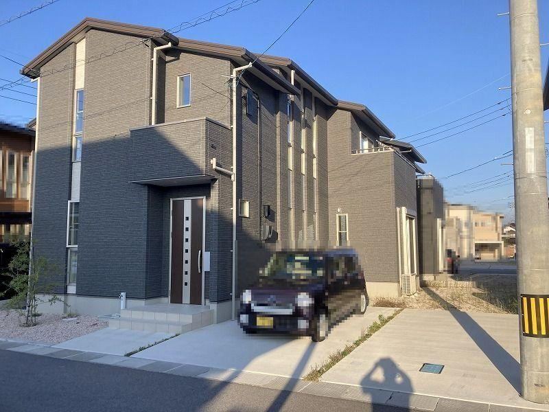 Newly Built 4LDK Home in Yonago - Photo 1