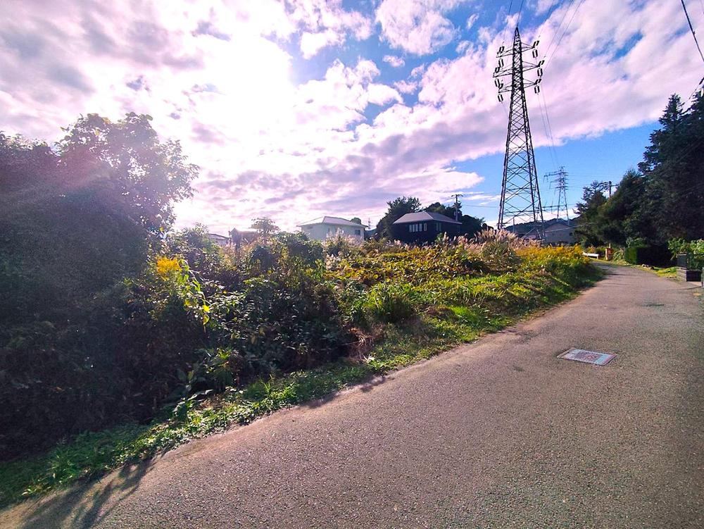 Spacious Land in a Quiet Area - Photo 1