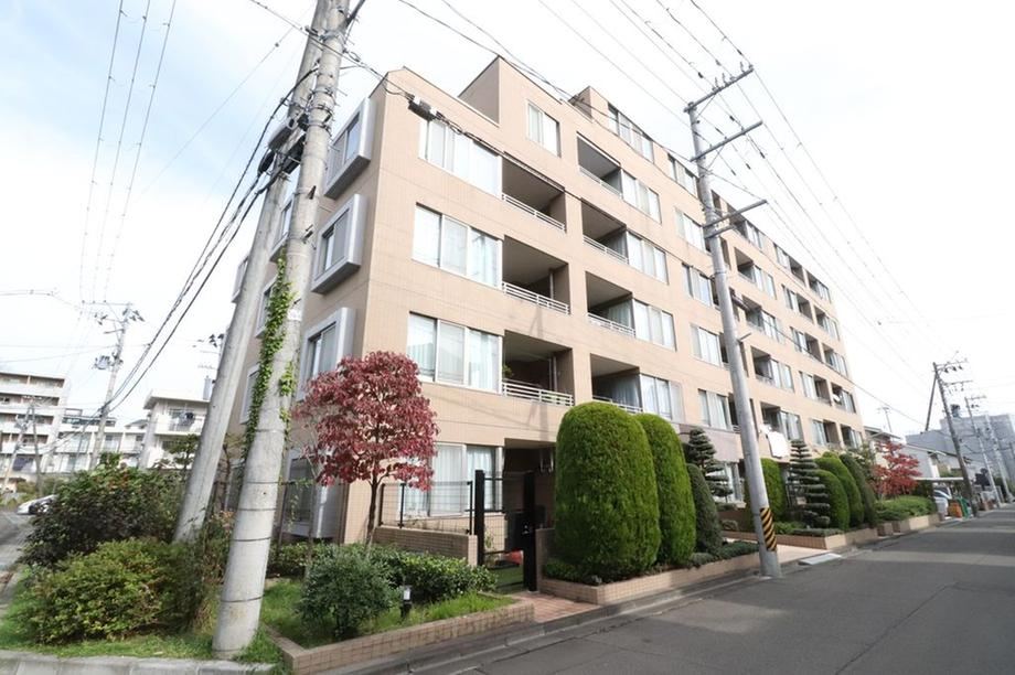 Quiet 2LDK Apartment in Kakugorō, Sendai - Photo 1