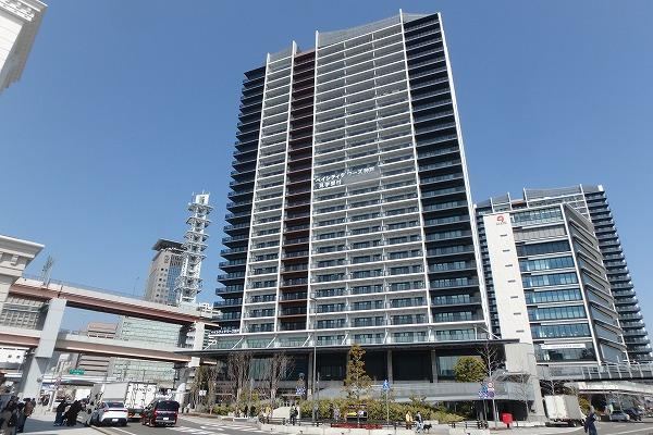 3LDK apartment in Chuo Ward, Kobe, Hyogo - Photo 1