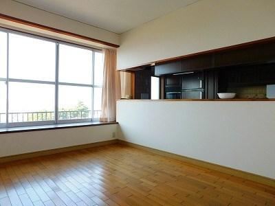 Spacious 7LDK Home with Large Garden in Kurohashi - Photo 1
