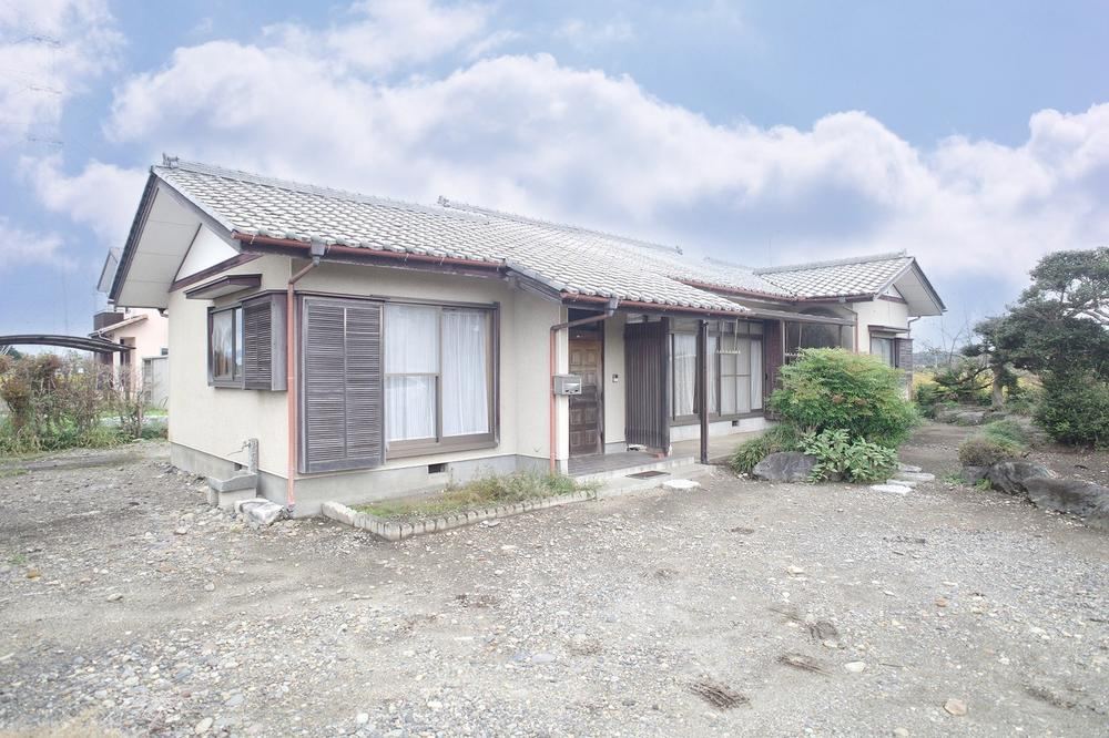 Spacious 4LDK Detached House in Yatsugi - Photo 1