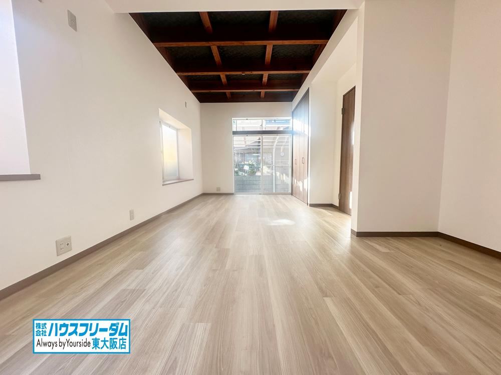 Renovated 4LDK House in Higashi-Osaka - Photo 1