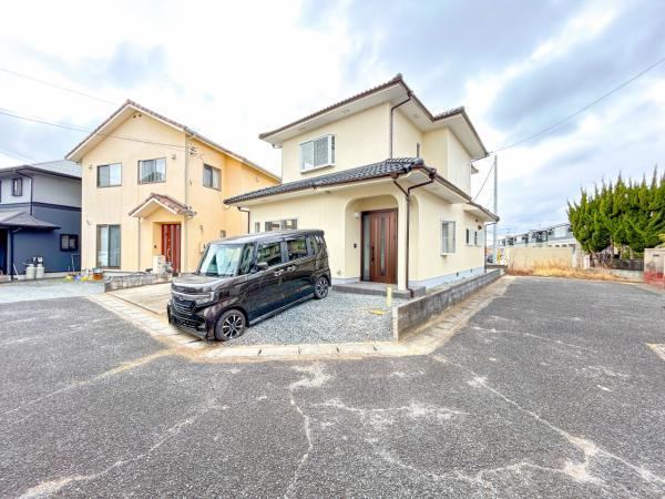 Renovated 4LDK House in Nishida Nakano - Photo 1