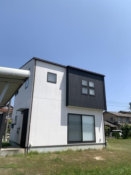 Modern 2LDK House in Hikawa-cho Aikawa - Photo 1