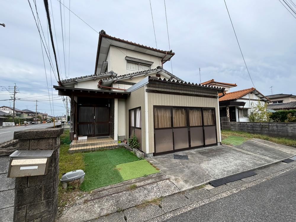 Spacious 4DK Home in Yamato - Photo 1