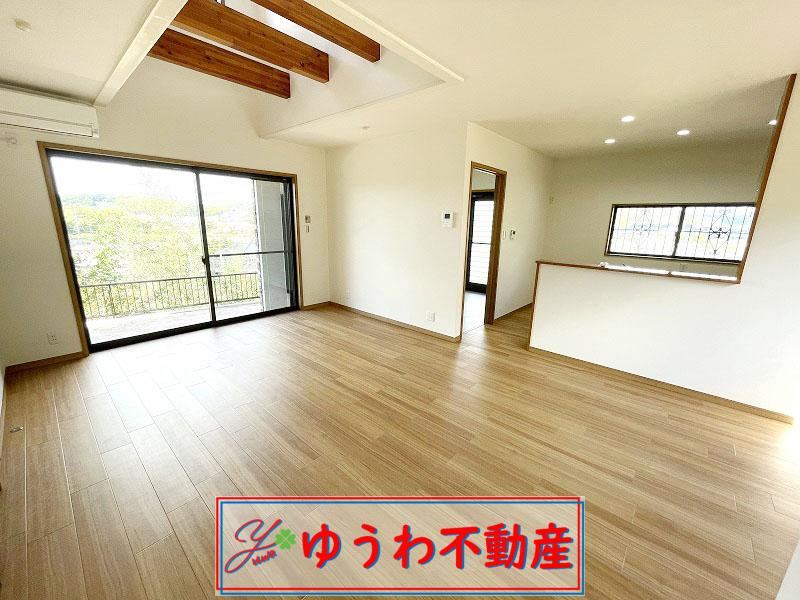 All-Electric 4LDK House with Loft - Photo 1