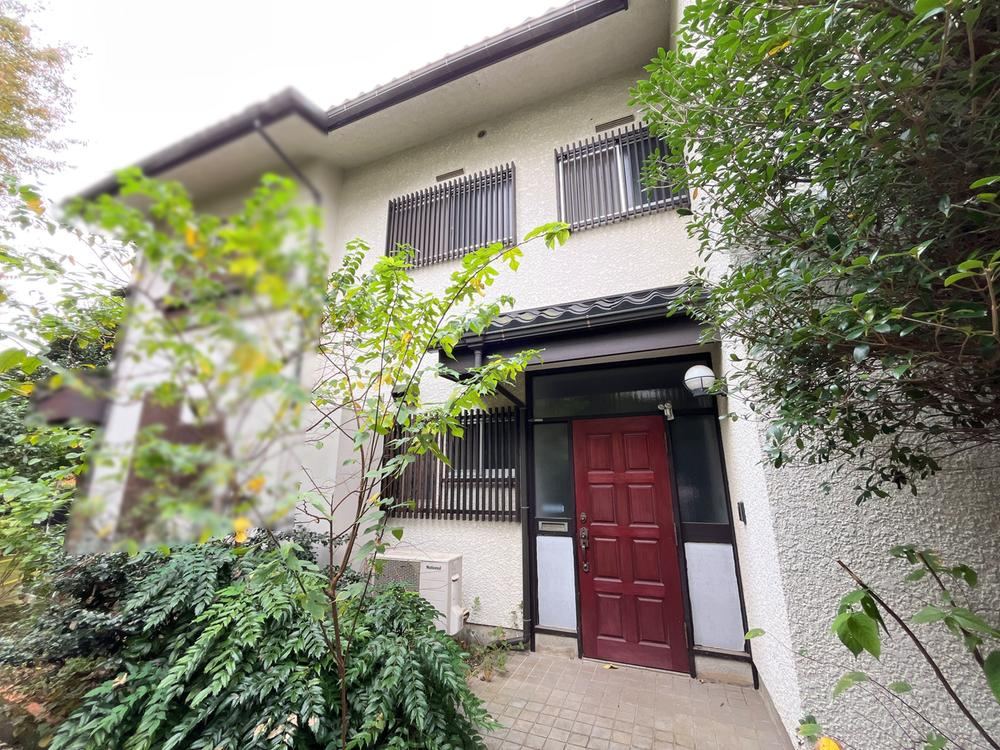 Charming 4LDK+S Townhouse in Minami-Otani - Photo 1