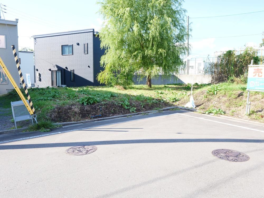 Convenient Land in Kamiyama Town - Photo 1