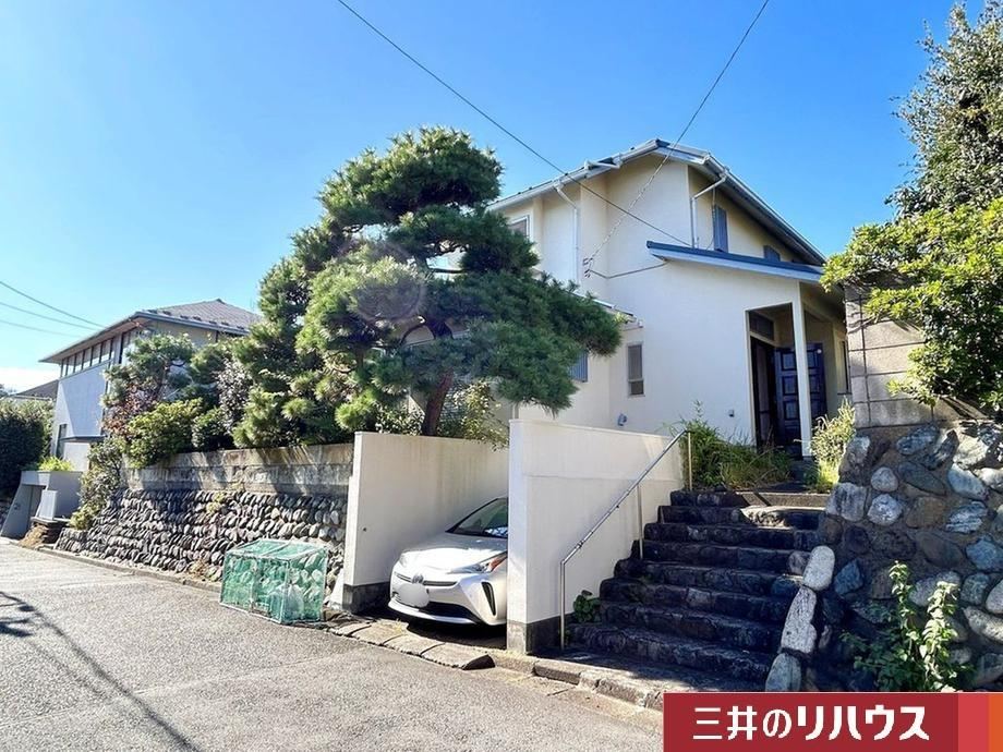 Charming 5LDK House in Inamuragasaki, Kamakura - Photo 1