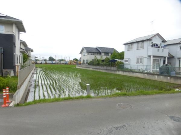 Spacious Land in Chikusei City - Photo 1
