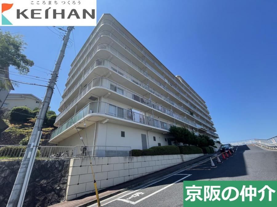 4LDK apartment in Otsu, Shiga - Photo 1