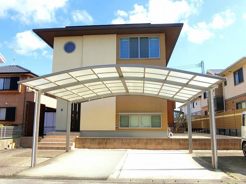 Spacious 6LDK Home with South-facing Garden in Omura - Photo 1