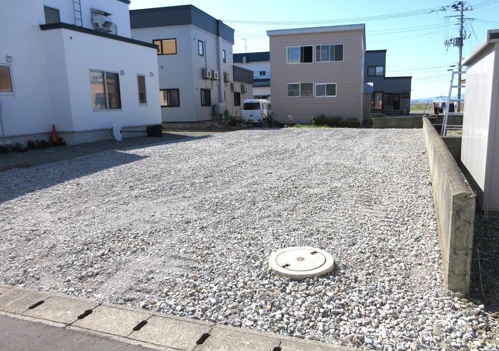 Generous Land in Aomori City Near the Coast - Photo 1
