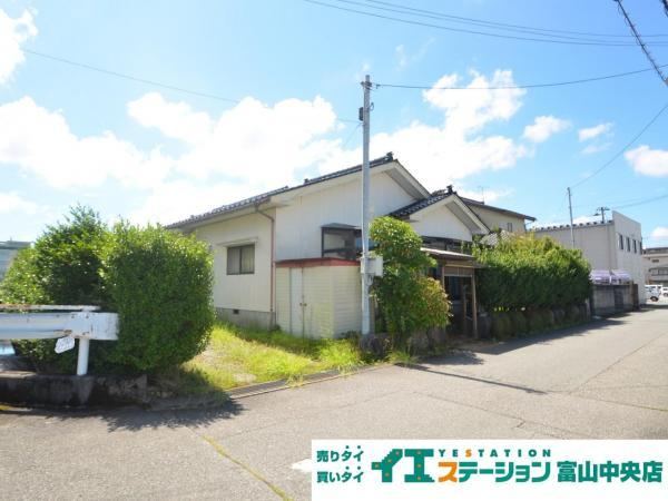 Central Toyama Single-Story Home with Garden and Parking - Photo 1