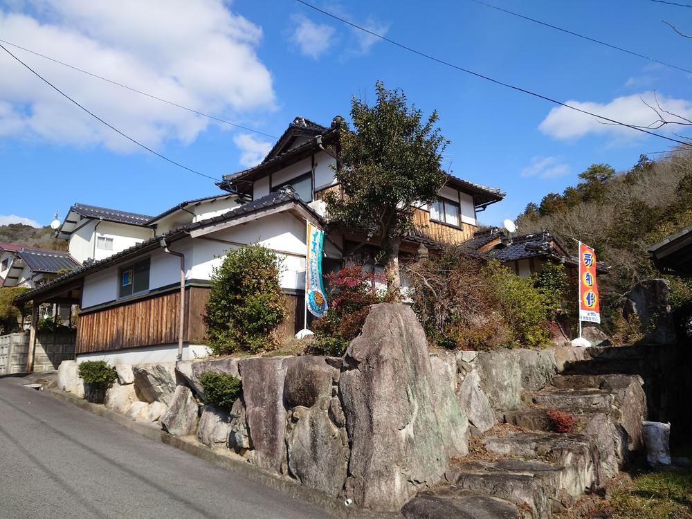 Charming 5LDK House in Misaki - Photo 1