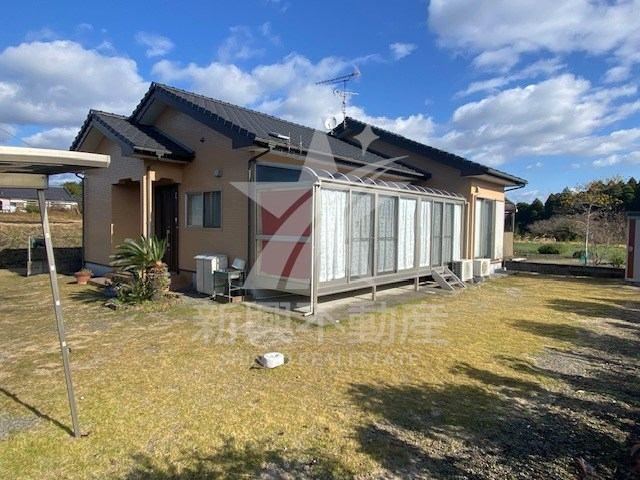 Compact 3LDK Single-Story House with Deck in So - Photo 1