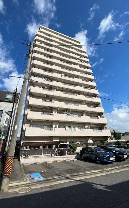 4LDK apartment in Yokkaichi, Mie - Photo 1