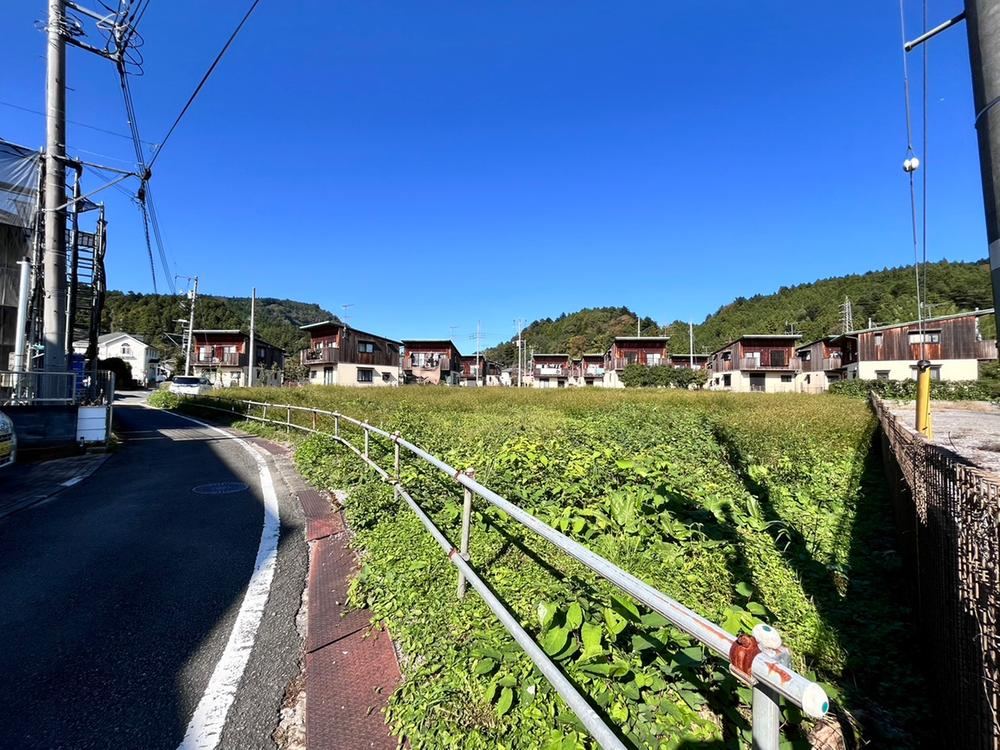 1417 m² land in Hinode, Nishitama District, Tokyo - Photo 1