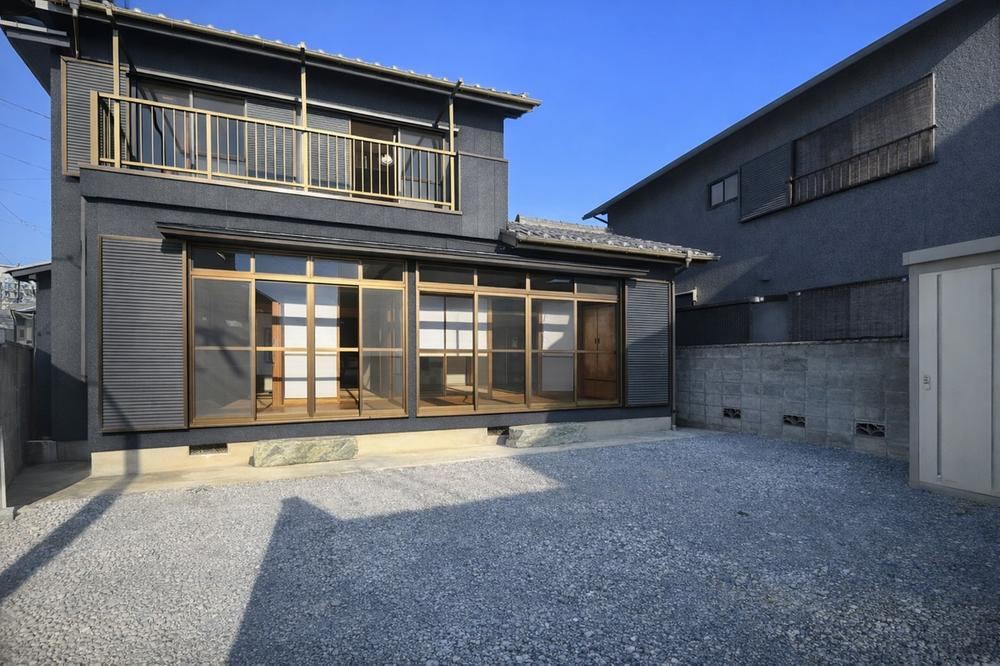 Charming Renovated 4DK House in Aizumi Town - Photo 1