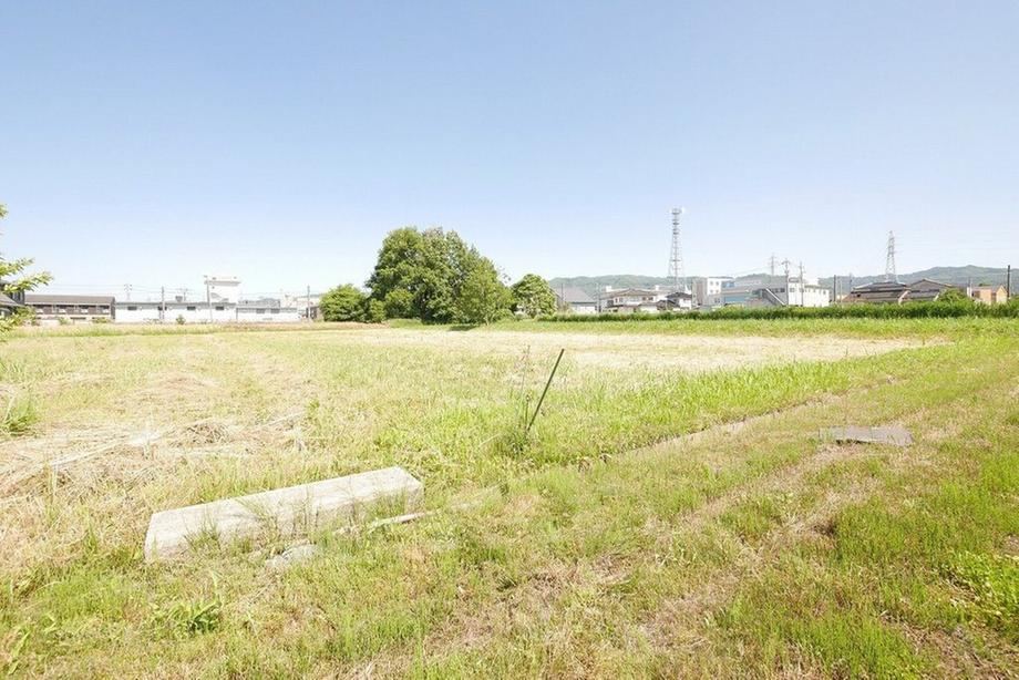 985 m² land in Nanao, Ishikawa - Photo 1