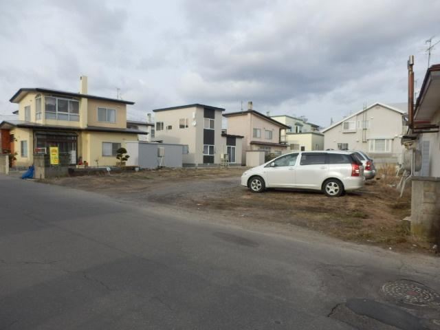 Quiet Residential Land in Hondori 4-chome - Photo 1