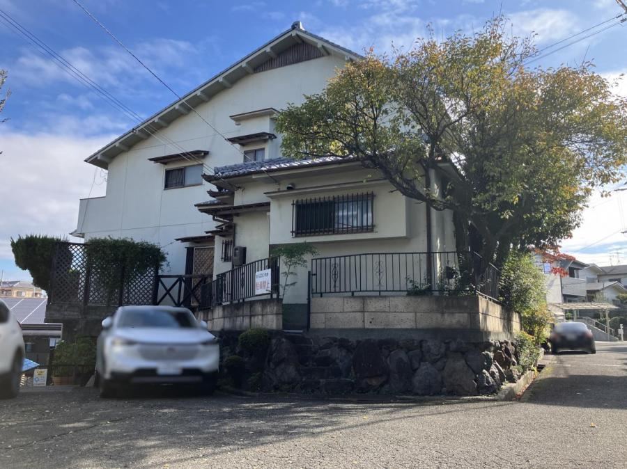 4LDK House with Garden in Hirakata - Photo 1