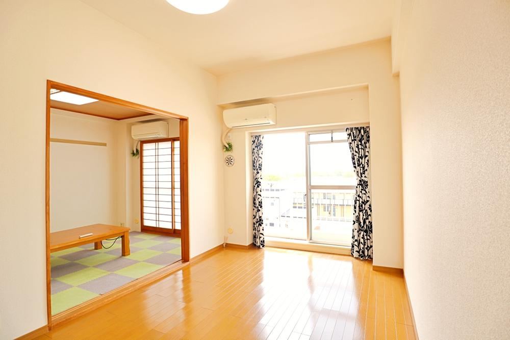 2LDK Apartment in a Quiet Tsuchiura Neighborhood - Photo 1