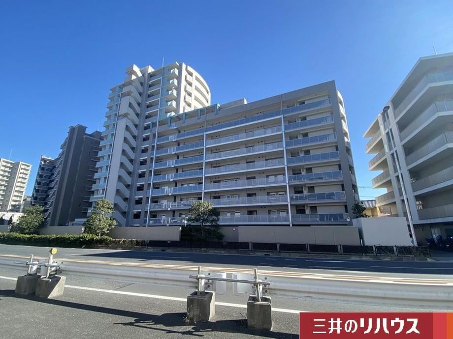 3LDK Apartment in Manpukuji, Shin-Yurigaoka - Photo 1