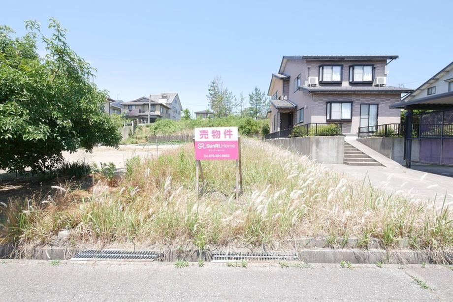198 m² land in Kahoku, Ishikawa - Photo 1