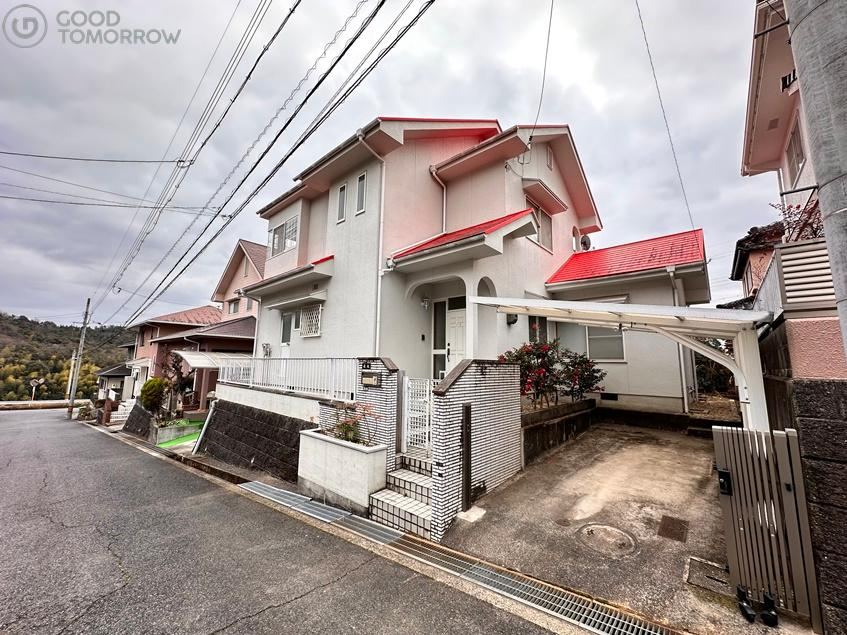 4LDK house in Saeki Ward, Hiroshima - Photo 1