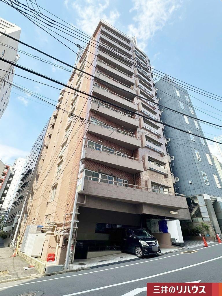 1LDK apartment in Shibuya Ward, Tokyo - Photo 1
