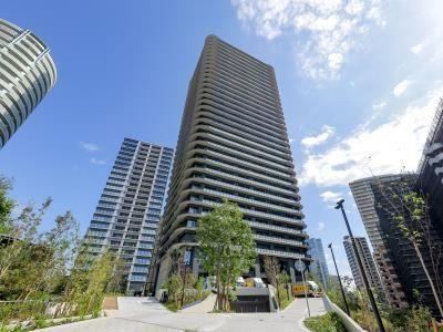 3LDK apartment in Shinagawa Ward, Tokyo - Photo 1