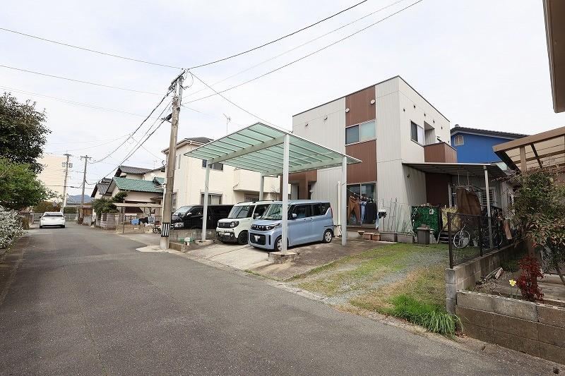 Bright 3LDK House with Carport in Nomachi - Photo 1