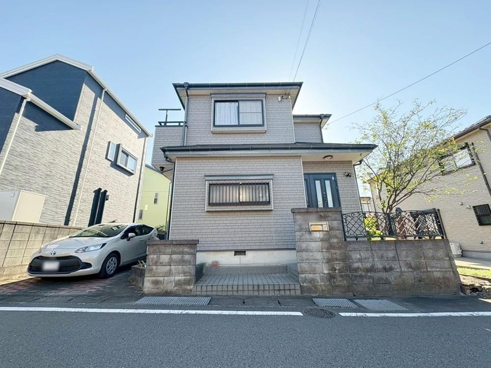 Renovated 3LDK House Near Route 16 - Photo 1