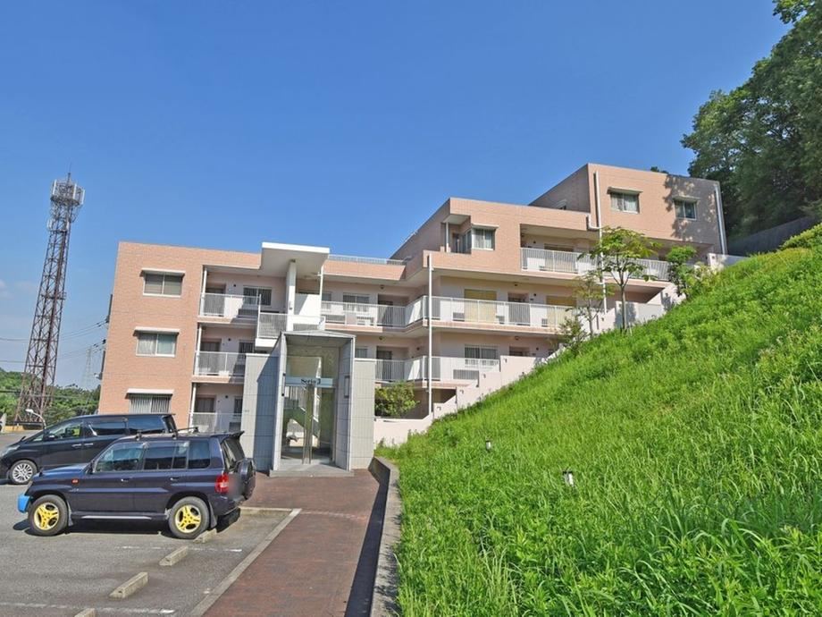 3LDK+S apartment in Takarazuka, Hyogo - Photo 1