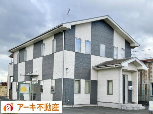 Versatile Property with Commercial Space in Okayama - Photo 1