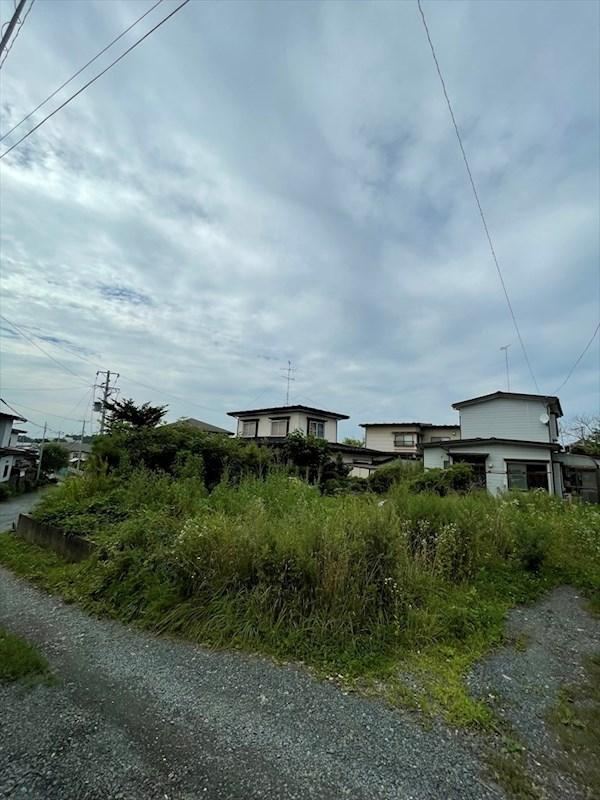 Land in Fukiage 5, Near Hon-Hachinohe Station - Photo 1
