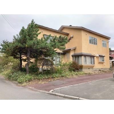 4LDK Home with Office Space in Hakodate - Photo 1