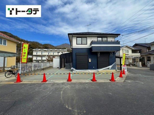 4LDK+S house in Asaminami Ward, Hiroshima - Photo 1