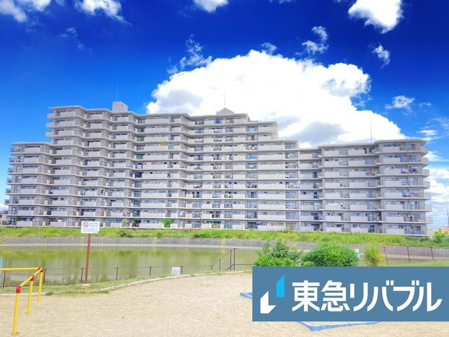 3LDK apartment in Higashi Ward, Sakai, Osaka - Photo 1