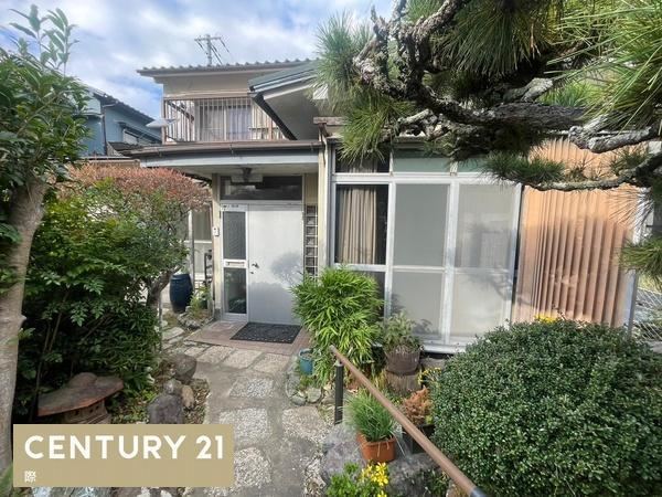 Spacious 4LDK House in Sakata, Wakayama - Photo 1