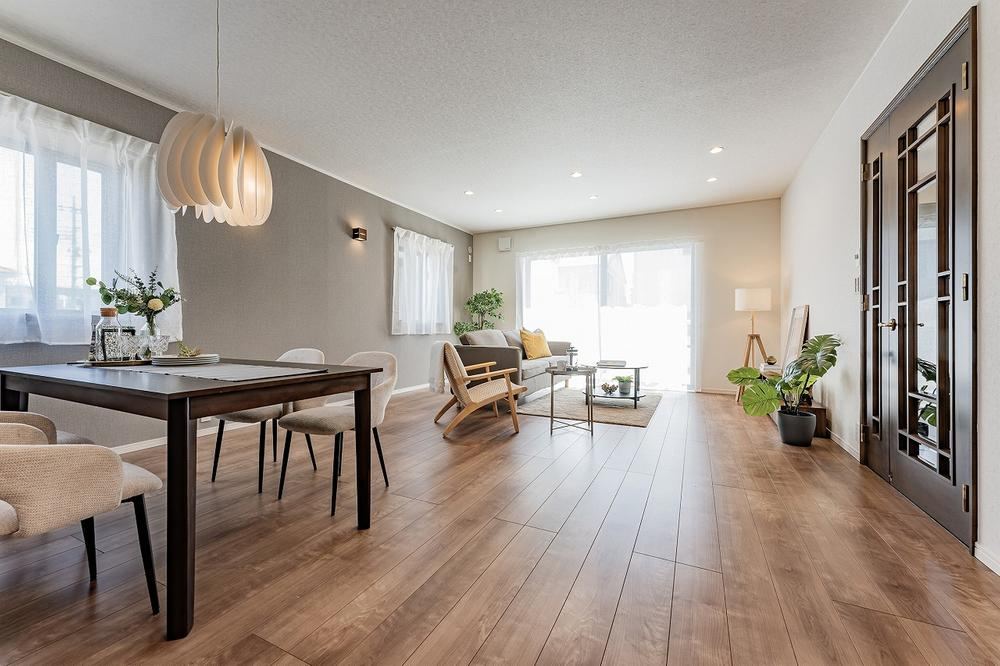 Renovated 4LDK House in Shiraoka City - Photo 1