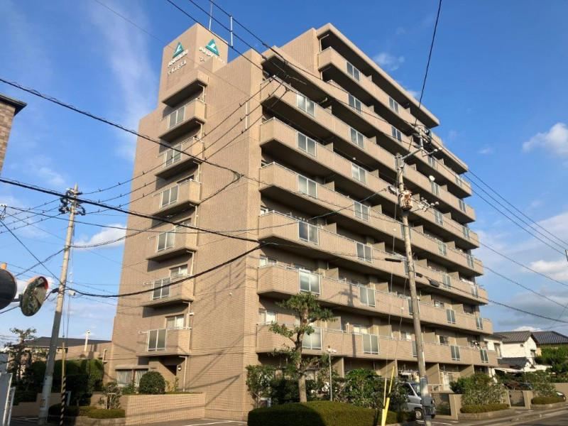 3LDK apartment in Takamatsu, Kagawa - Photo 1