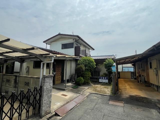 Well-Maintained 6DK House Near Nishitomi Station - Photo 1