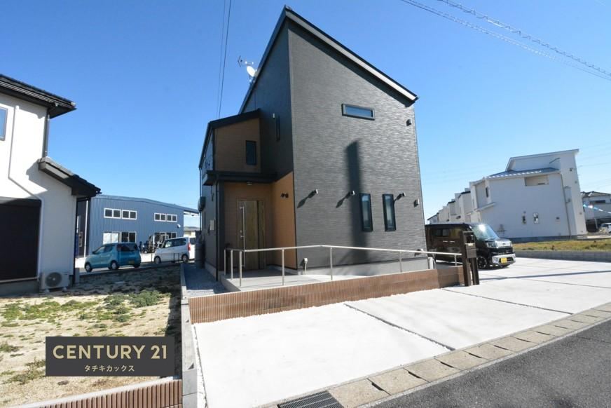 Spacious 4LDK House on 150 Tsubo Lot in Sekiyadodaimachi - Photo 1