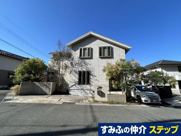 Bright 4LDK Corner House in Katsuragi - Photo 1