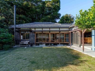 Traditional and Modern 3DK Detached House in Gokurakuji - Photo 1
