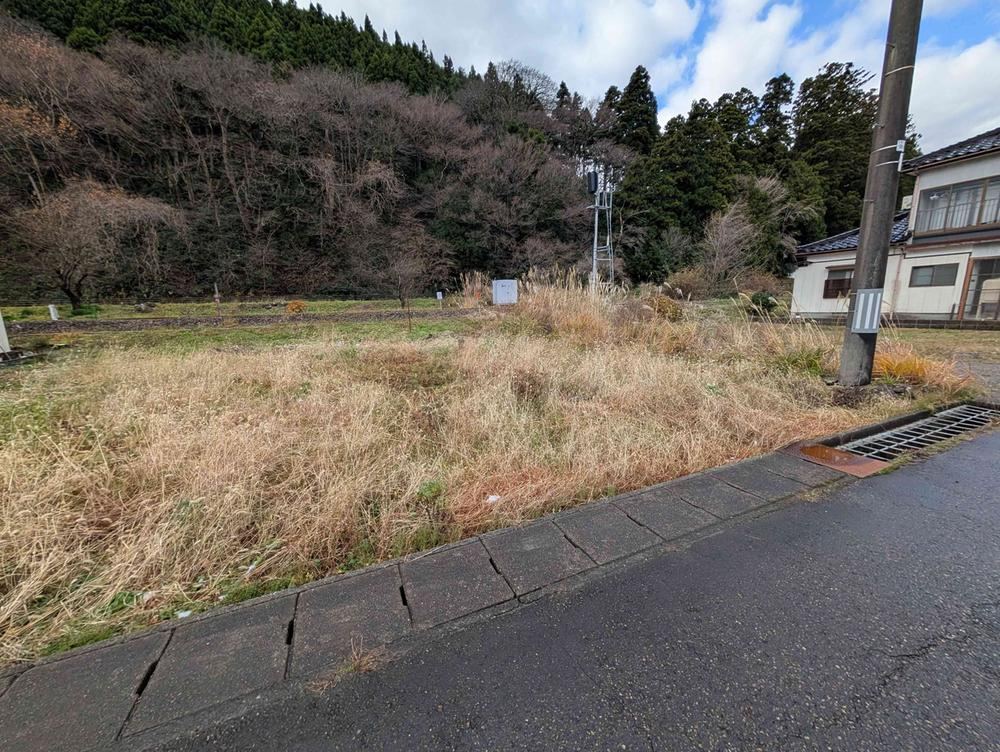 Spacious Land in Shonai Town - Photo 1